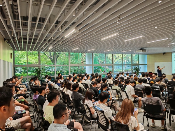 提前布局 精细服务 上科大2026届秋招实现火热开局